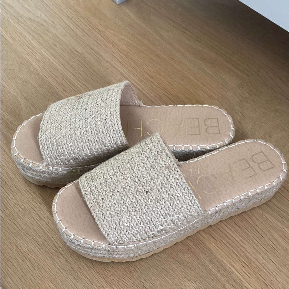 Cream Espadrille Slide Shoes with Woven Texture